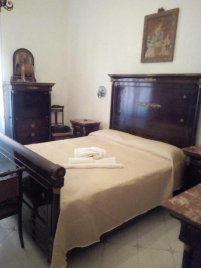 Gran Relais De Charme A.Rosbenmar Acomodação com café da manhã Nápoles Exterior foto