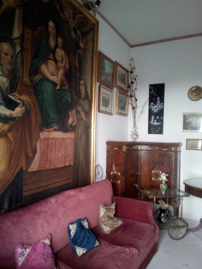 Gran Relais De Charme A.Rosbenmar Acomodação com café da manhã Nápoles Exterior foto